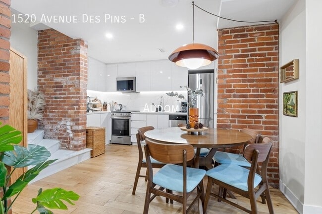 Photo du bâtiment - 1520 Av des Pins O
