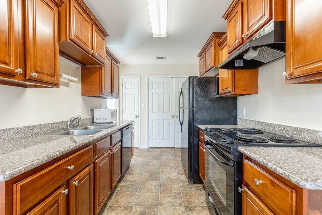 Building Photo - ST. MARTIN SCHOOL DISTRICT - 3 BED 2 BATH ...