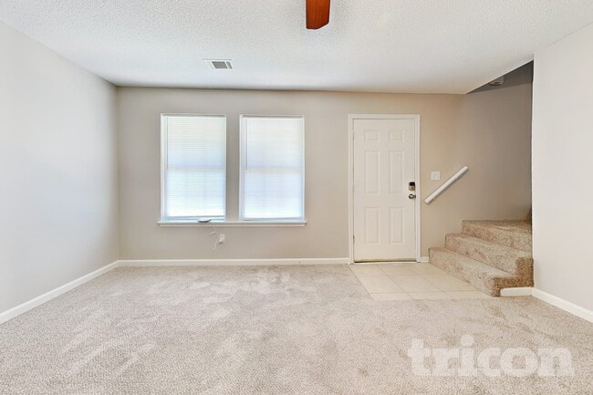 Building Photo - 5425 Brickleberry Way