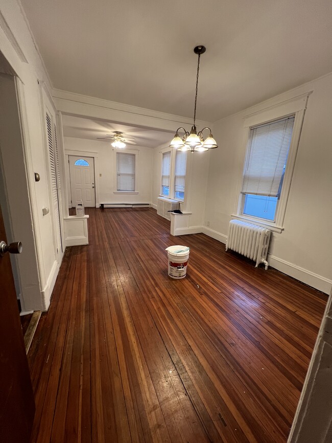 Dining room - 31 Wellington Ave