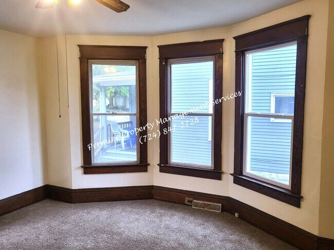 Foto del edificio - 912 Morton St