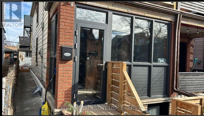 Building Photo - 519 Crawford St
