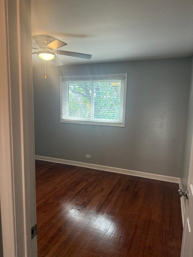 Foto del edificio - 937 E 148th St