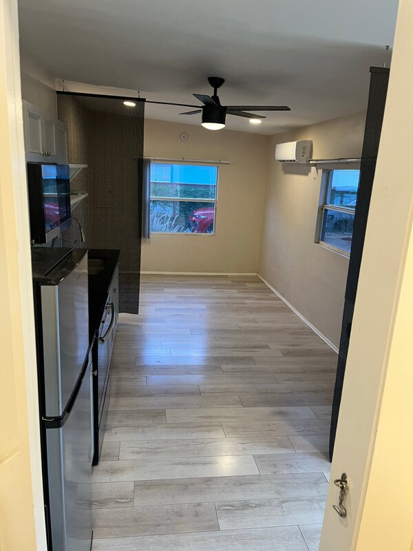 Foto del edificio - 2824 24th Ave N