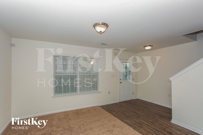 Foto del edificio - 3282 Runneymede Street SW