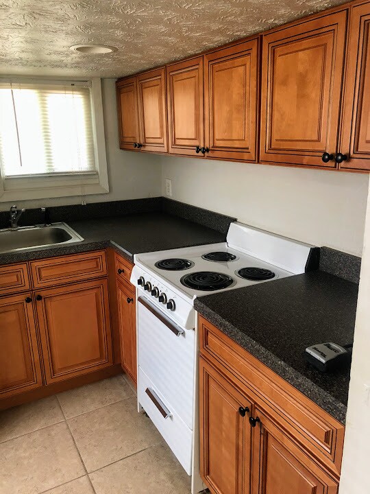 Primary Photo - 115 16th Ave N, C