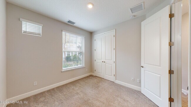 Building Photo - 11484 Gully Ct