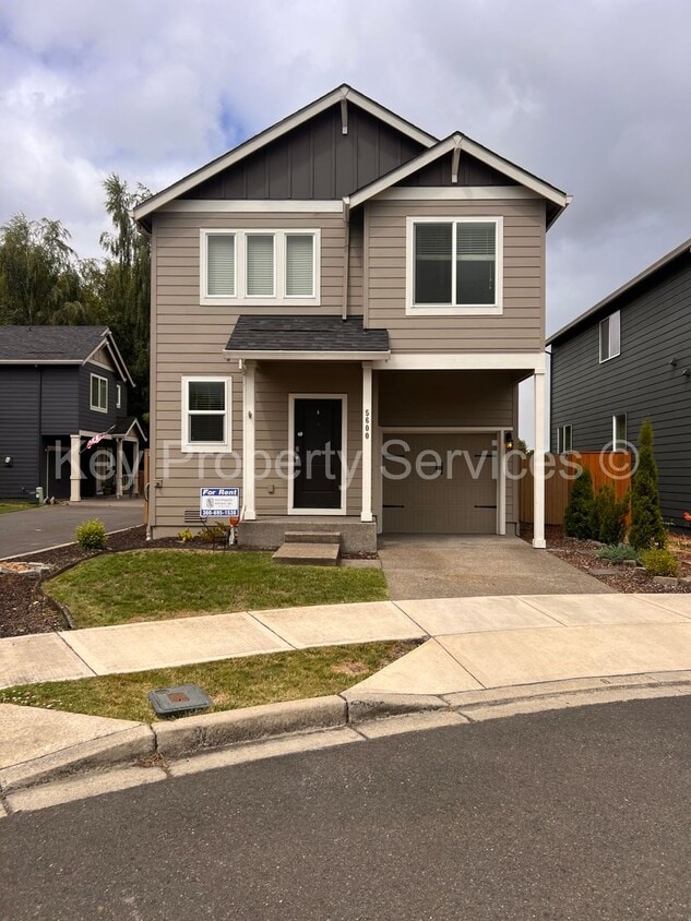 Orchards Two-Story with Fenced Yard and Gazebo - Orchards Two-Story with Fenced Yard and Gazebo