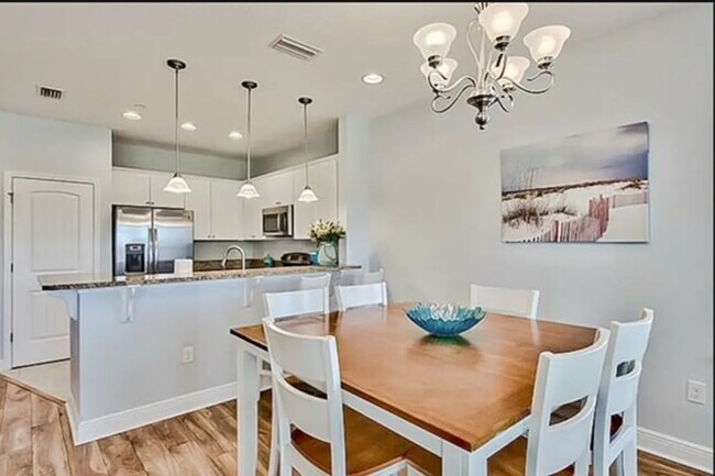 Foto del edificio - Furnished or Unfurnished Long Term Rental ...