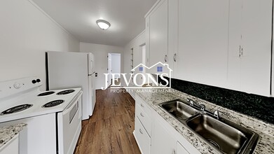 Building Photo - 201 N 6th St Building Photo - 201 N 6th St