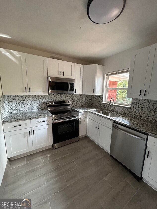 Foto principal - 387 Hammond Dr