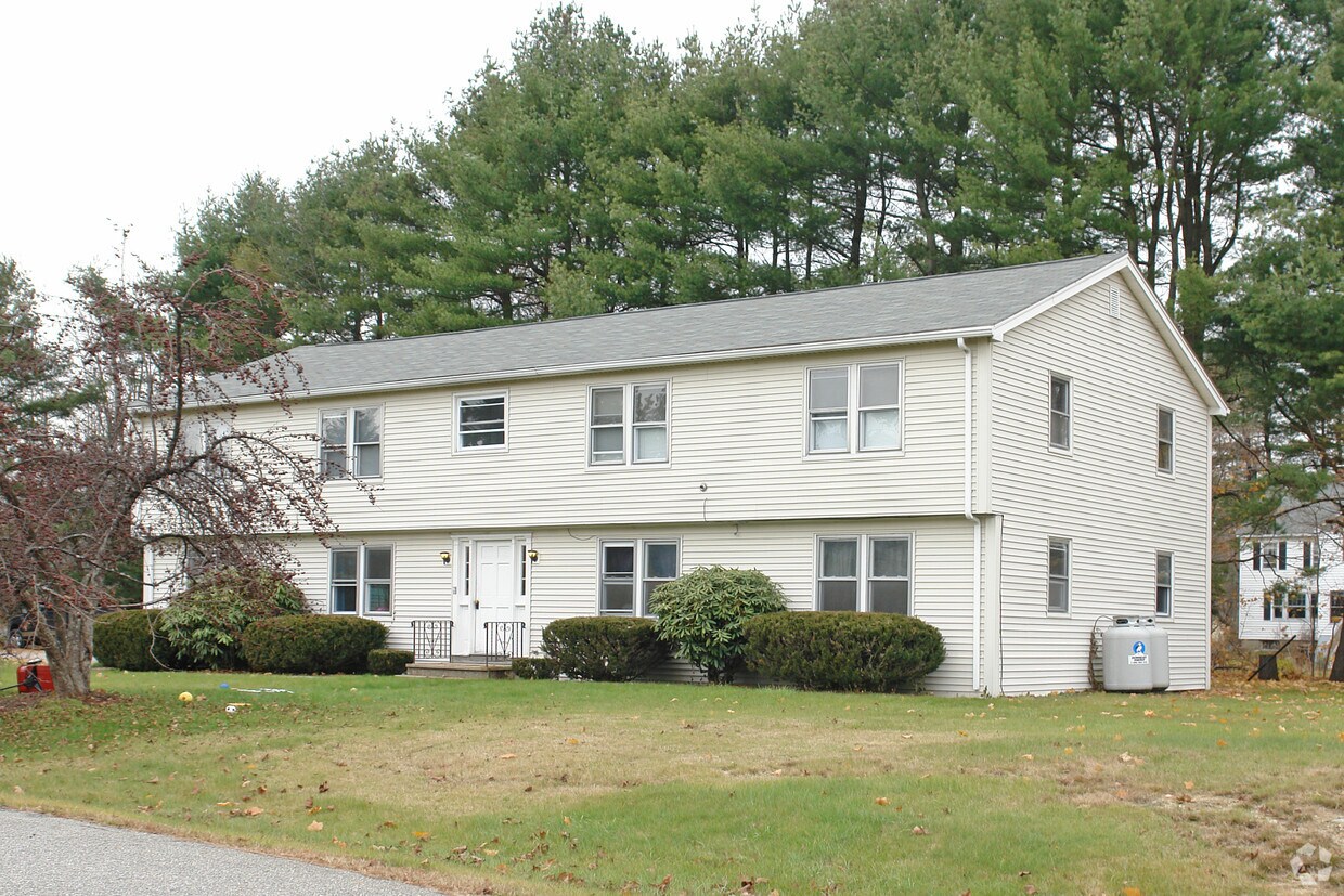 8 Maplewood Dr, Gorham, ME 04038 Apartments in Gorham, ME