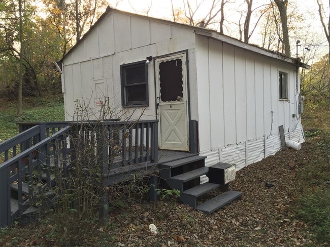 Building Photo - 442 Gardners Ln