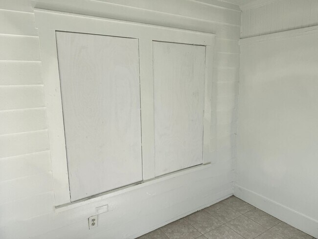 Foto del edificio - Affordable 2/1 located in St. Pete!