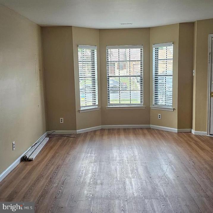 11 Hampton Gate Dr, Winslow Township, NJ 08081 Apartment for Rent in