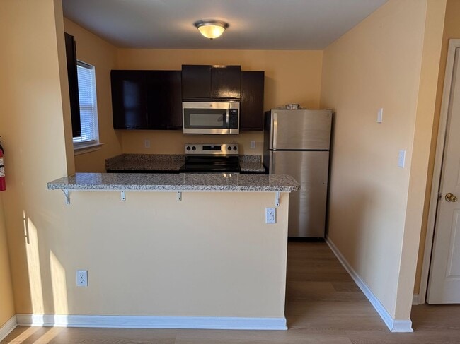 Building Photo - 132 Rosie Dr