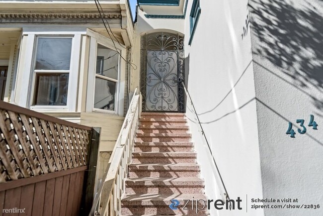 Building Photo - 3 br, 1 bath House - 434 Naples Street, Sa...