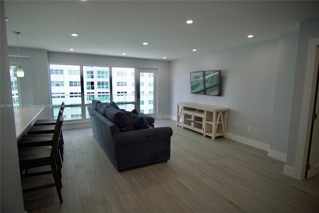Foto del edificio - 3400 Galt Ocean Dr