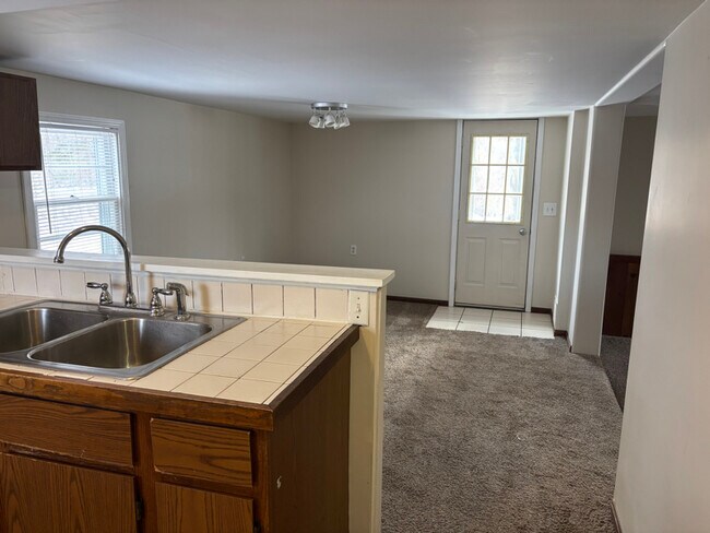 Building Photo - 10500 E Traverse Hwy