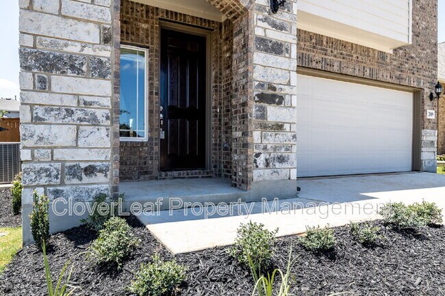 Building Photo - 2009 Flametree Ave