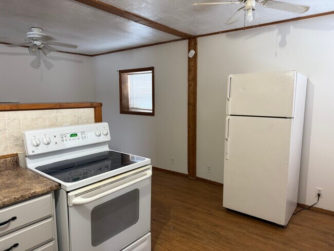 Foto del edificio - 935 Plett Rd