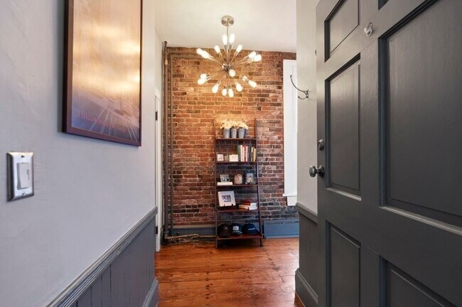 Foto del edificio - 1411 Washington St