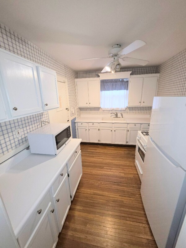 Foto del edificio - 2337 Burnside Ave