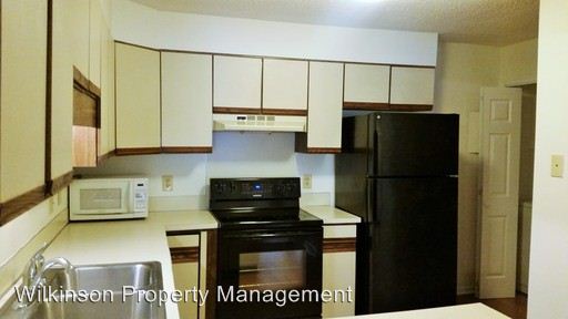Primary Photo - 8027 Greenside Ct