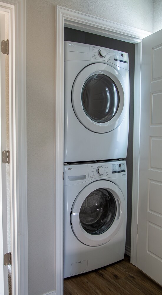 Foto del edificio - 856 Sims Legacy Ln