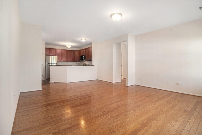 Building Photo - 937 E Summerfield Glen Cir