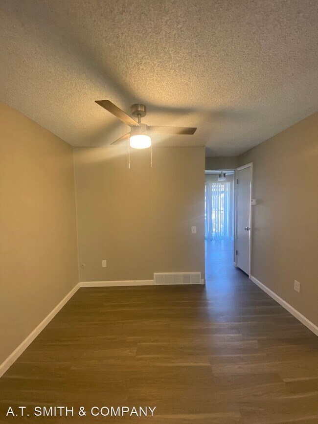Building Photo - 2 br, 1.5 bath House - 1791 Quail Street
