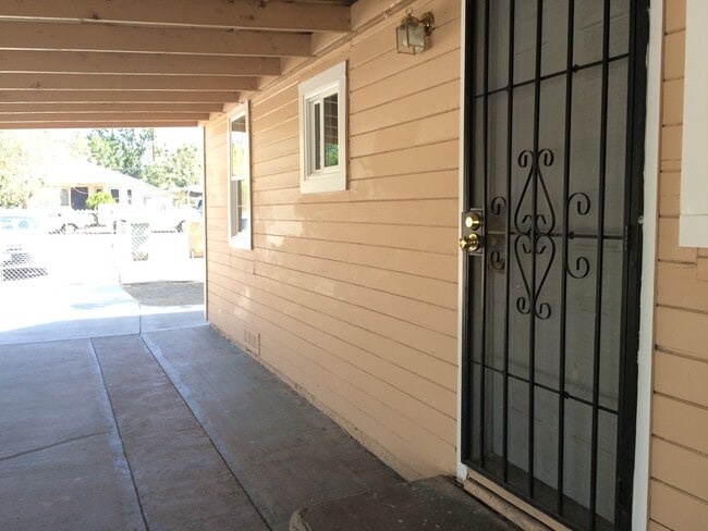 Building Photo - 415 Jeffrey St