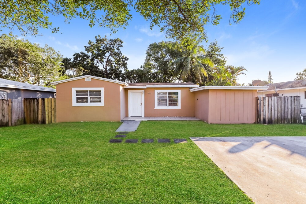 Primary Photo - 6054 SW 19th St