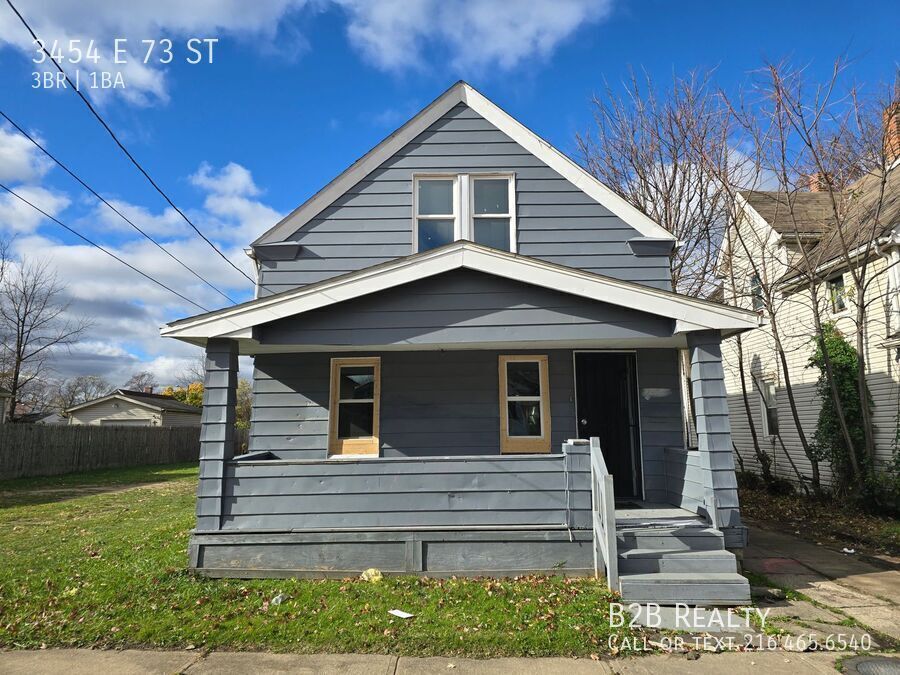 Primary Photo - 3-Bedroom Single-Family Home with Modern F...