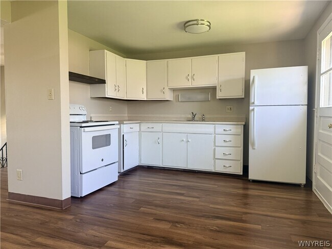 Foto del edificio - 3365 McKinley Pkwy