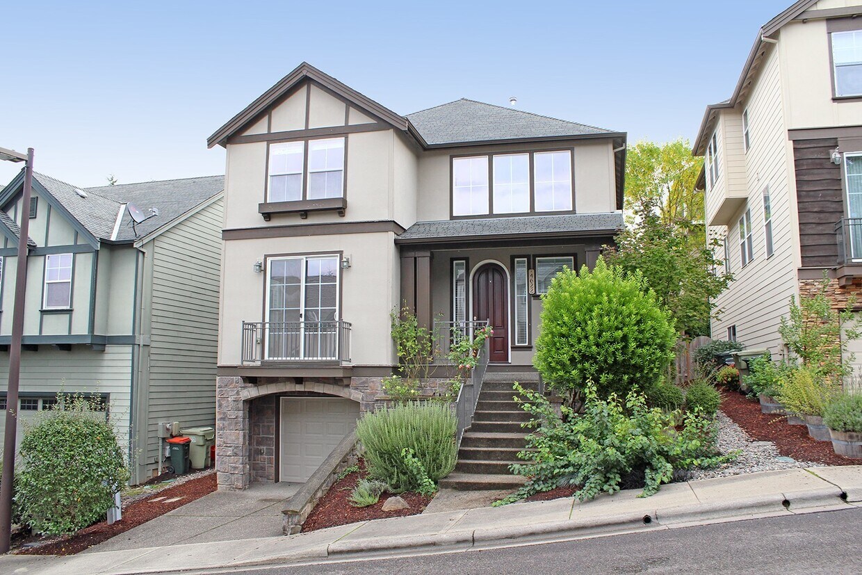Foto principal - Spacious 4 BDR Legend & Renaissance Constr...