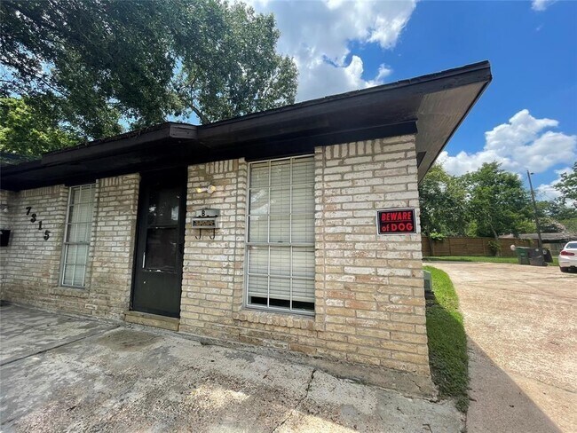 Building Photo - 7315 Housman St