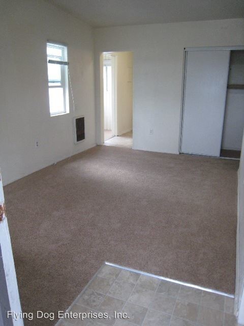 Building Photo - 566 El Cajon Blvd