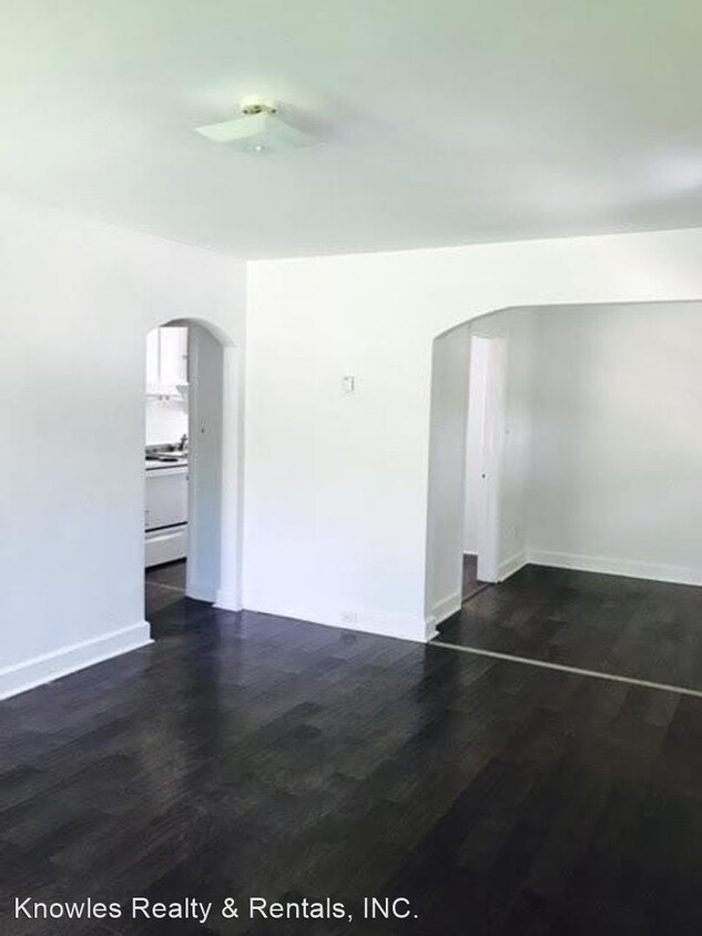 Building Photo - 3 br, 1 bath House - 255 Sloan Street