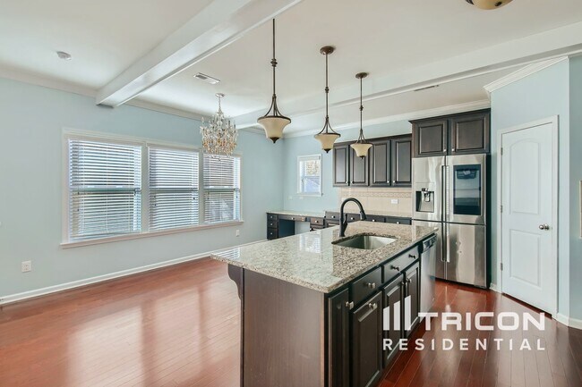 Foto del edificio - 2102 Eddie Massey Ln