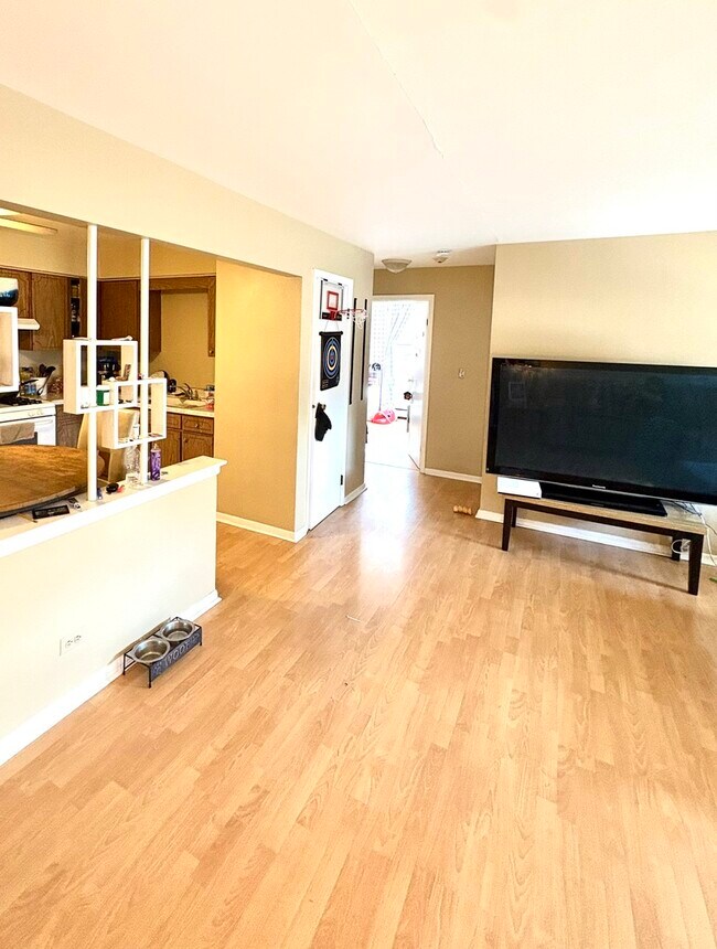 Foto del edificio - 4337 Prescott Ave