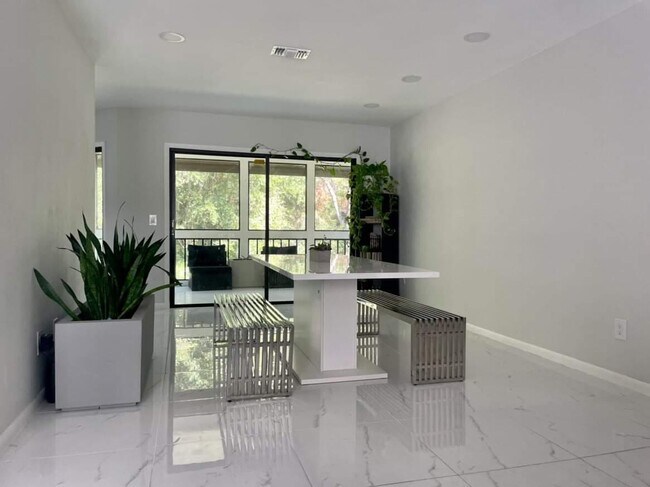 Foto del edificio - 16 Sherbury Ct