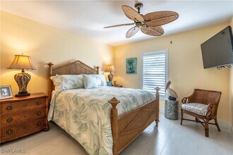 Building Photo - 1071 8th St S