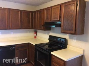 Foto del edificio - 3236 Powder Springs Rd