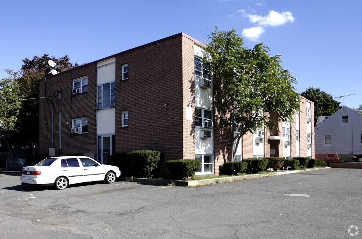29 Charles St, New Brunswick, NJ 08901 Apartments in New Brunswick