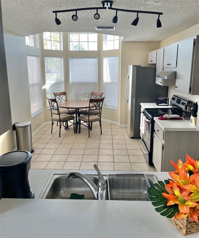 Foto del edificio - 2962 Viscount Cir