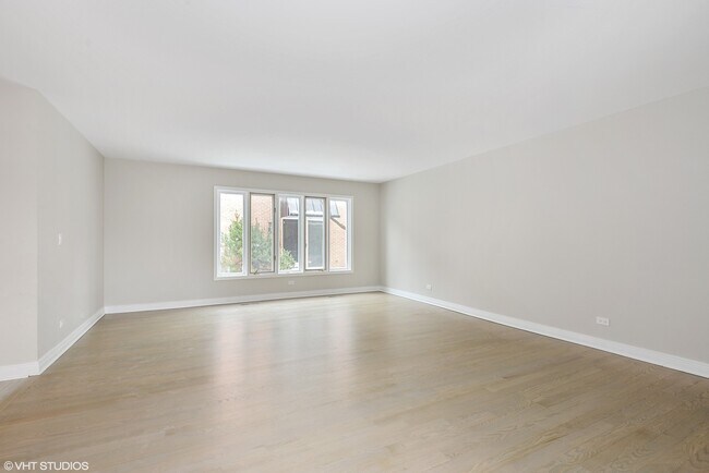 Foto del edificio - 475 Laurel Ave