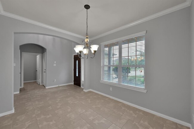 Building Photo - 31719 Dover Oaks Ln