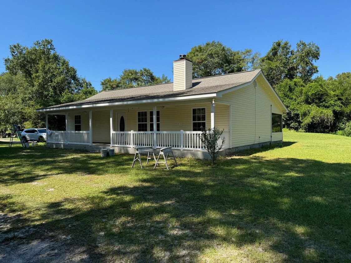 Primary Photo - Picture Perfect Home in Sopchoppy