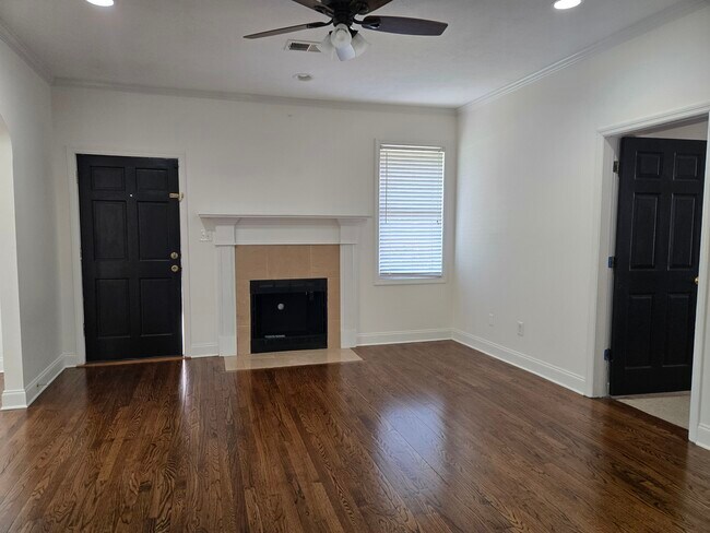 Foto del edificio - 1432 Heard Ave